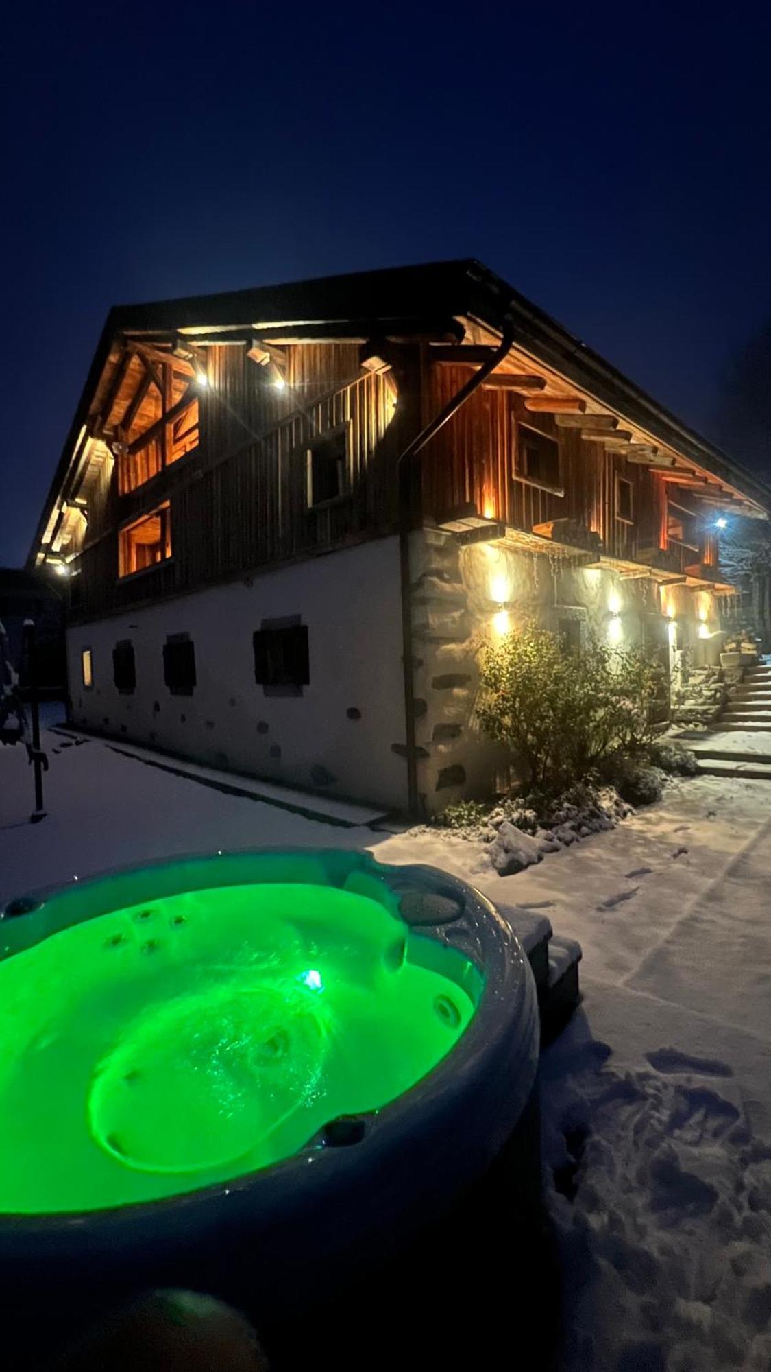 Wanderful Life Montblanc Refuge Haut De Gamme แซ็งต์-แฌร์เวส์-เลส์-แบ็งส์ ภายนอก รูปภาพ